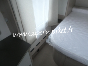 Burstner - Premio 470 TS Lit central AVEC STORE OU AUVENT  PRIX COUTANT