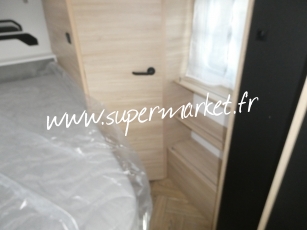 Caravelair - Sport line 410 plan camping car auvent ou store