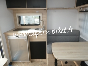 Caravelair - Sport line 410 plan camping car auvent ou store