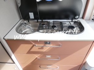 Burstner - Averso 465 Harmony Line Lit a la française  LE TOP MOVER OFFERT