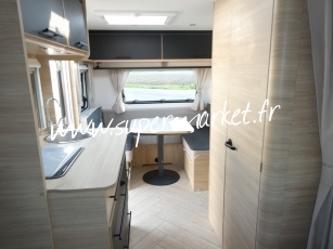 Caravelair - Sport line 480 Lit central avec AUVENT OU STORE