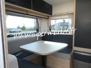 Caravelair - Sport line 480 Lit central avec AUVENT OU STORE