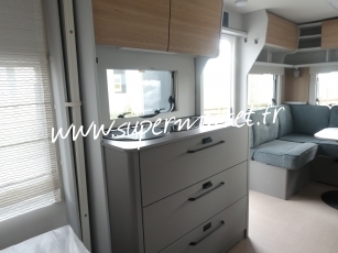 Burstner - B66 Averso 485 ts Lit central 10%DE REMISE AVEC AUVENT